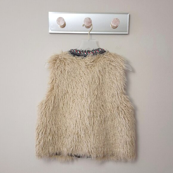 EUC Zara Trafaluc Outerwear caramel textured faux fur vest with embellished trim - Picture 7 of 8